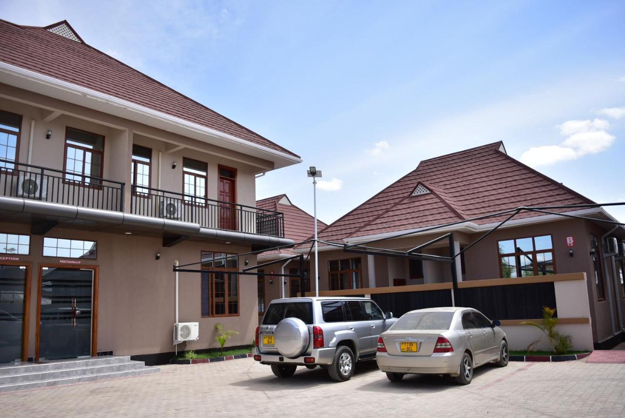 Hancol Hotel Dodoma Kültér fotó